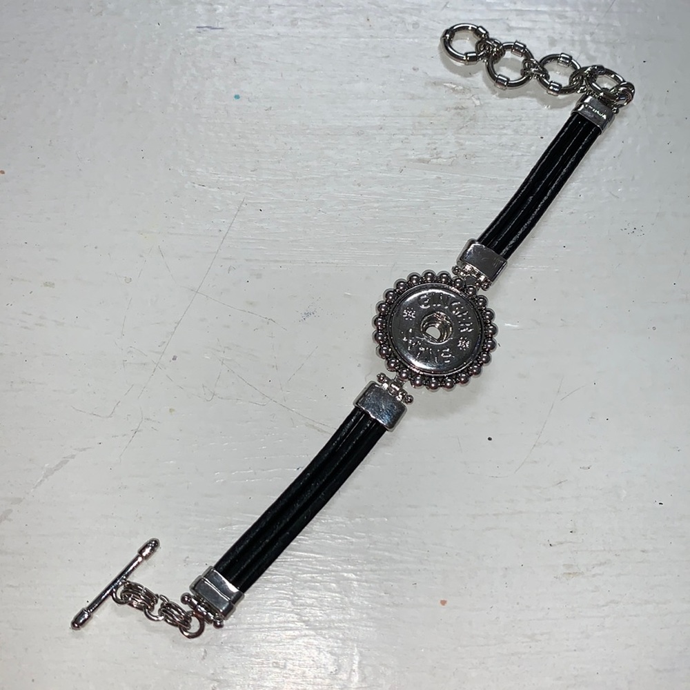 One black leather toggle snap bracelet NWT